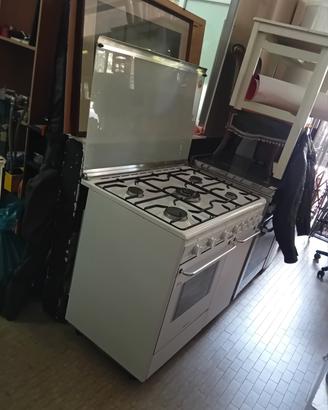 CUCINA 
