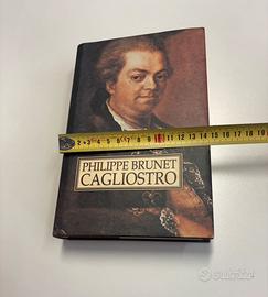 Libro Cagliostro di Philippe Brunet