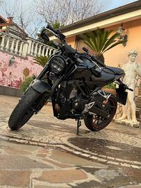 Honda CB125R nera perfetta