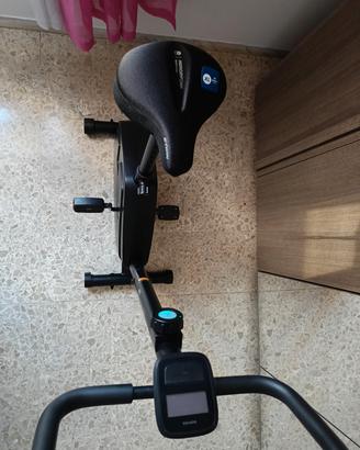 Cyclette modello Essential.