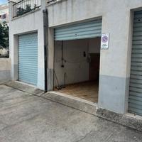 Garage con soppalco in zona centrale