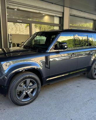 Land Rover Defender 110 X-Dynamic SE 3.0D I6 250cv