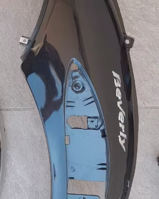 Ricambi Beverly 400cc tourer anno 2010