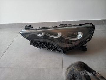 Farò anteriore sinistro  full led    Stelvio veloc