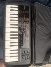 Pianola usata Yamaha PSS-A50