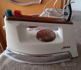 Ferro da stiro Vintage marca Jura 