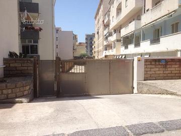 Magazzino sul lungomare di Venetico