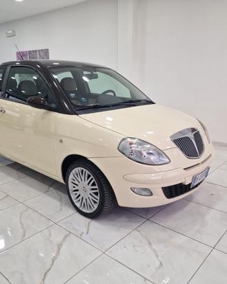Lancia Ypsilon 1.3 MJT CAMBIO AUTOMATICO