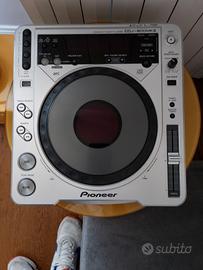 Pioneer CDJ j 800