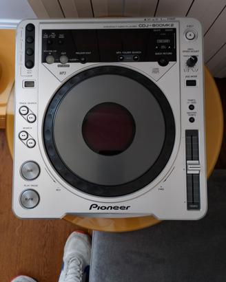 Pioneer CDJ j 800