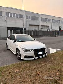 Audi A3 S-line 1.6 Diesel S-Tronic