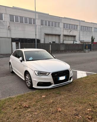 Audi A3 S-line 1.6 Diesel S-Tronic
