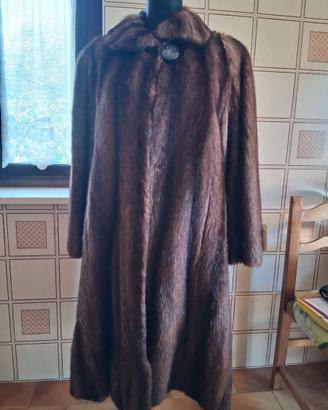 Pelliccia nuova mai usata