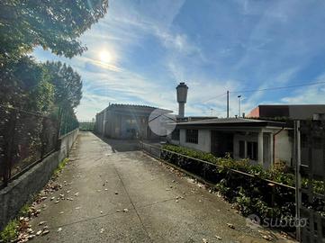 CAPANNONE A GRASSOBBIO