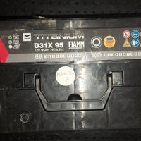 Batteria per auto nuova 