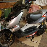Aprilia sr 50 r factory