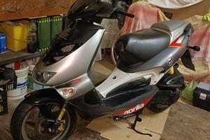 Aprilia sr 50 r factory