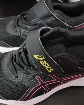 Scarpe asics n. 31,5