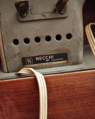 macchina da cucire Necchi vintage