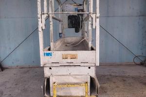 Piattaforma aerea verticale airo sf 820