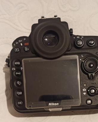 Nikon D800 con bgrip