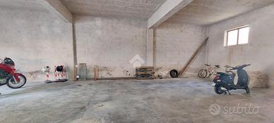 MAGAZZINO A PARTINICO