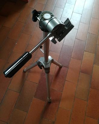 treppiede telescopico per fotocamera