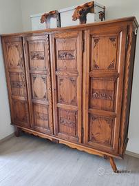Mobili assortiti