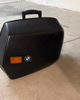 Borsa x BMW