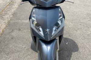 Peugeot Geopolis 250