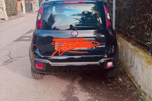 Fiat Panda Hibrid city cross