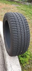 Pneumatici invernali (4x) 215/45 R16