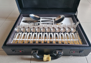 Servizio di 75 posate in acciaio inox Rostfrei