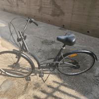 Btwin Bici Città Donna Elops 3 nera