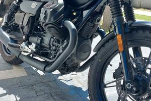 Moto Guzzi V7 Stone 850 – 2023