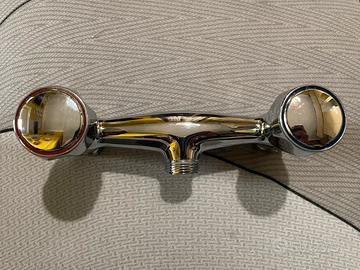 Rubinetto da cucina argento lucido