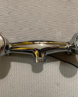 Rubinetto da cucina argento lucido