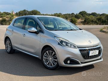 Peugeot 208 1.6 BlueHDi 100cv 5 porte Allure