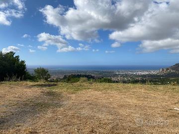 Rif. 1458 - Carini, terreno mq 70.000 circa + vill