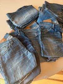 Jeans per riciclo