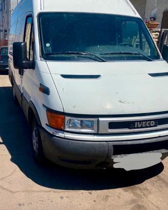 Iveco Daily 35S10