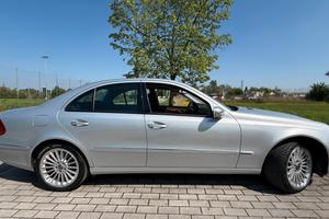 Mercedes Classe E  280 W211 231 CV Benzina