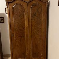 Armadio stile Liberty