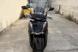 Honda SH 350 Sport