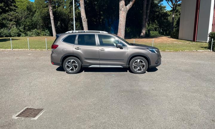 Subaru Forester E-Boxer Premium