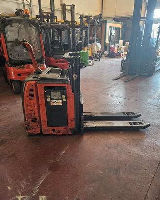 Linde portata 14 q.li Stoccatore Elettrico
