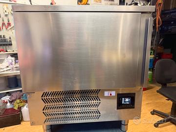 Abbattitore 5 teglie Italver