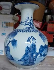 Vaso Cinese in Porcellana Bianca e Blu 
