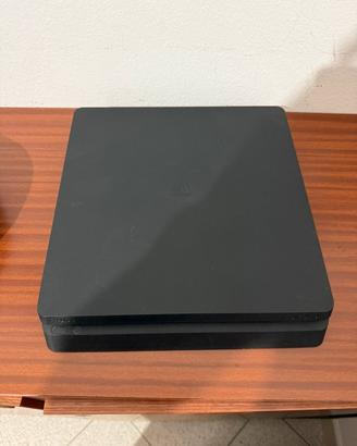 PlayStation 4 slim