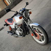 Suzuki katana 550m